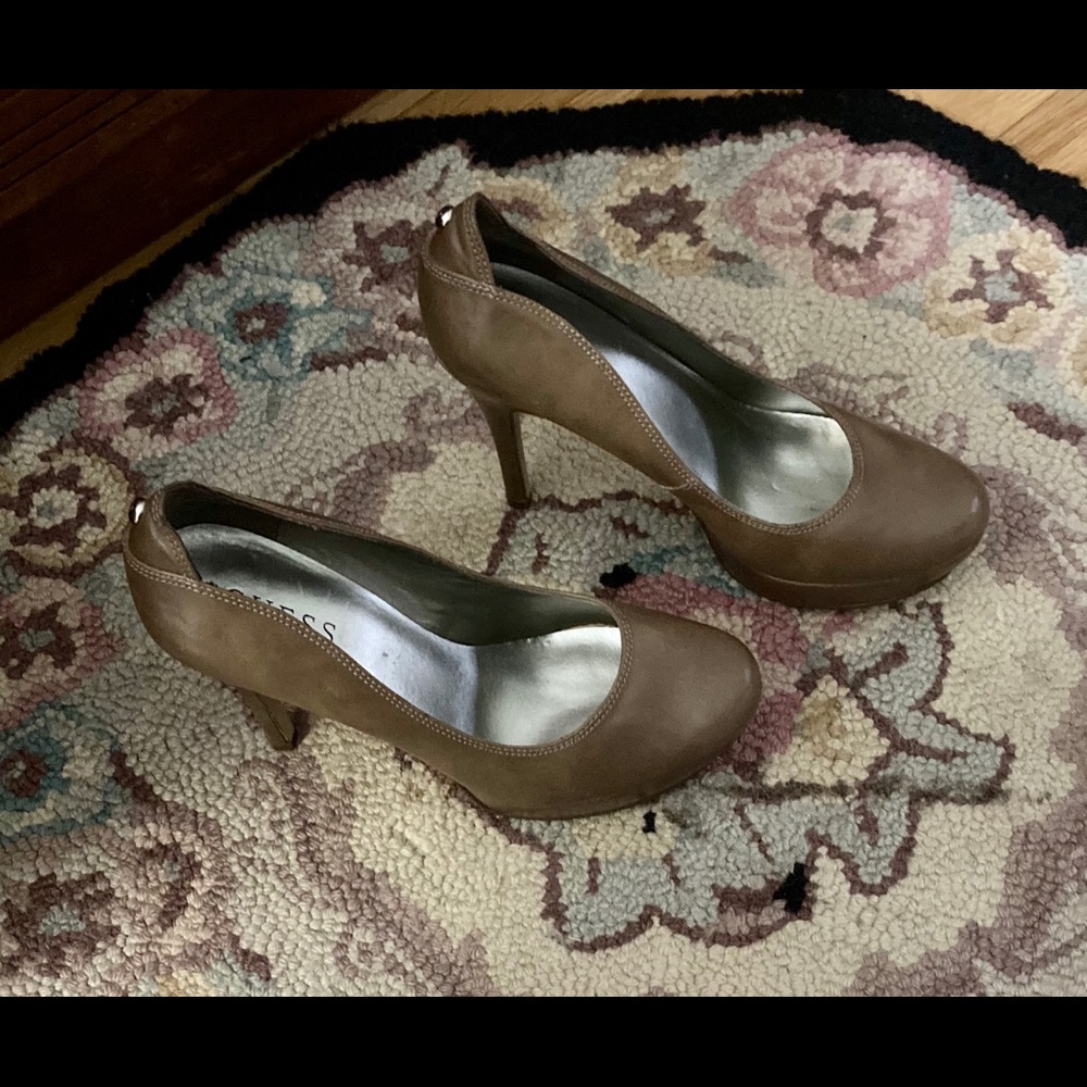 SOLD✅GUESS Platform Nude Heels - Picture 2 of 12